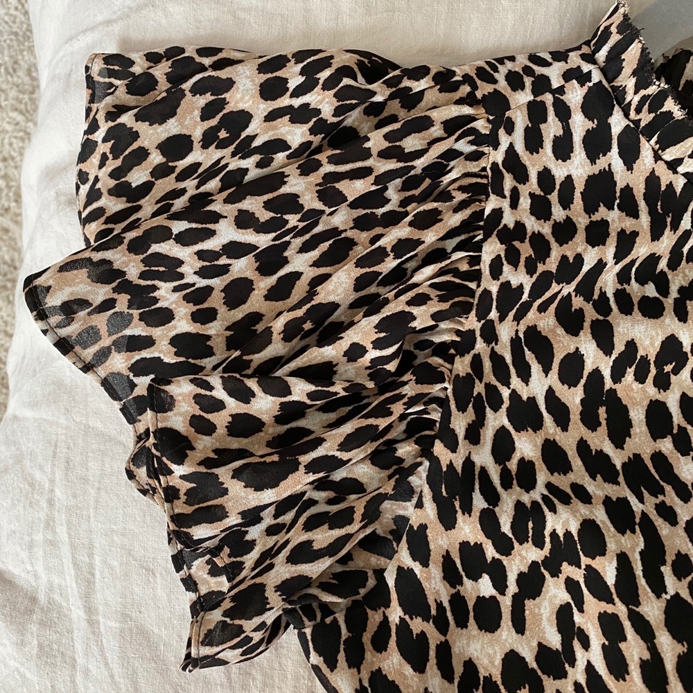 Adorable midi loft dress
